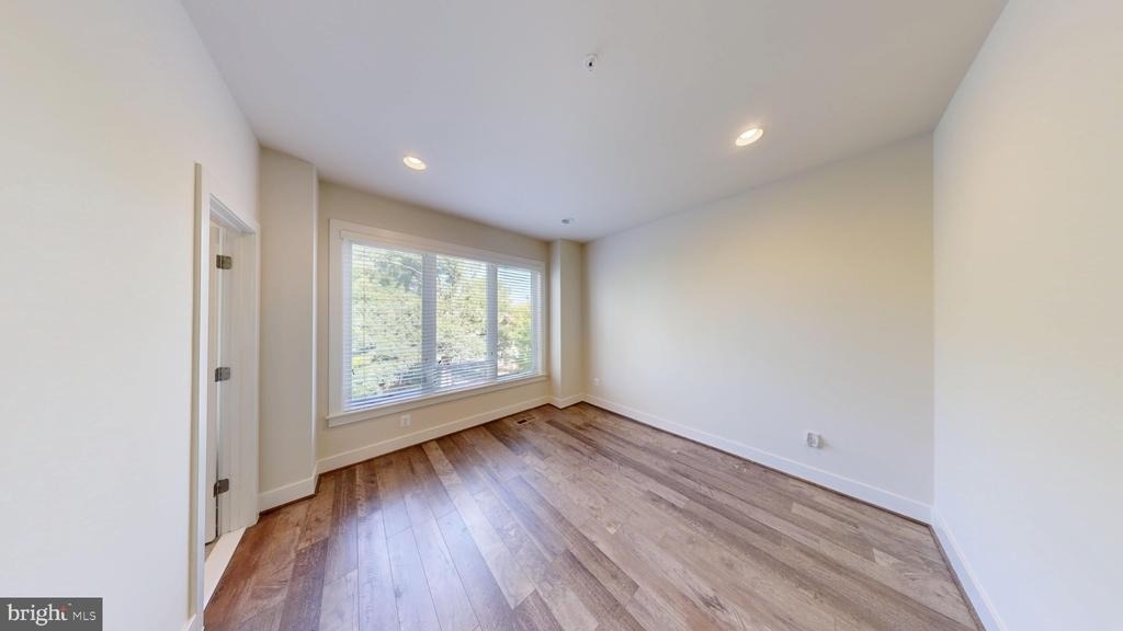 10366 Jacobsen Street - Photo 10