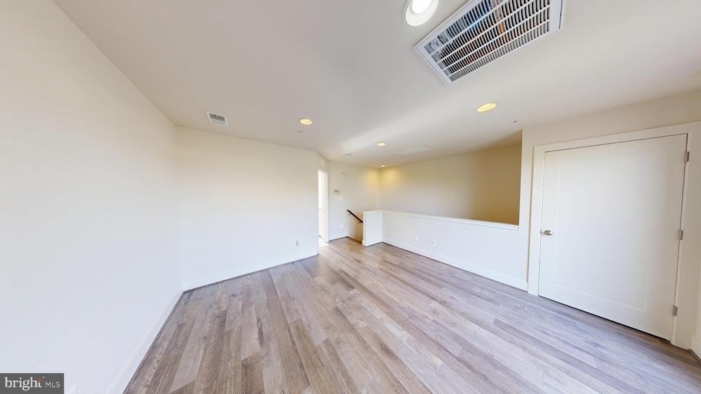 10366 Jacobsen Street - Photo 15