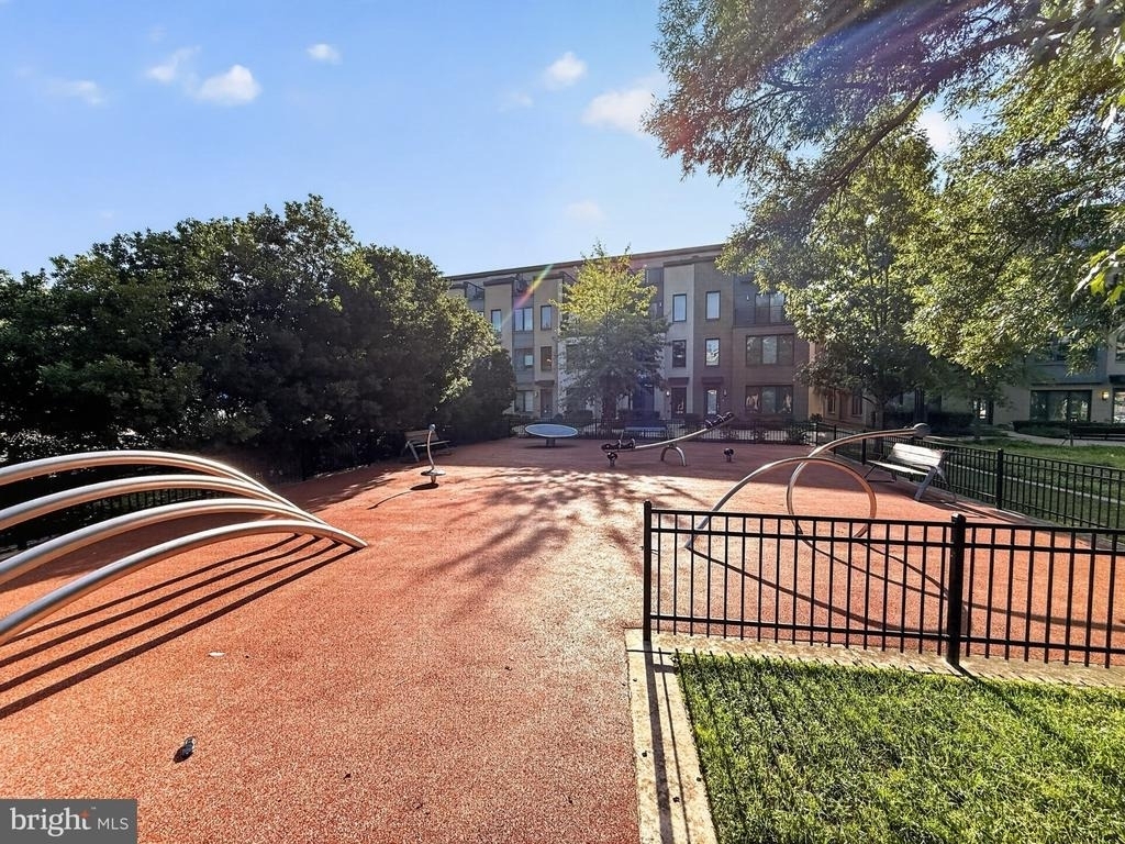 10366 Jacobsen Street - Photo 21