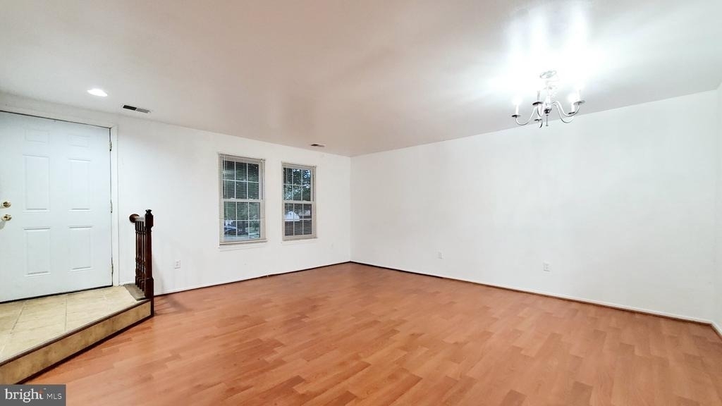 3734 Amsterdam Terrace - Photo 3
