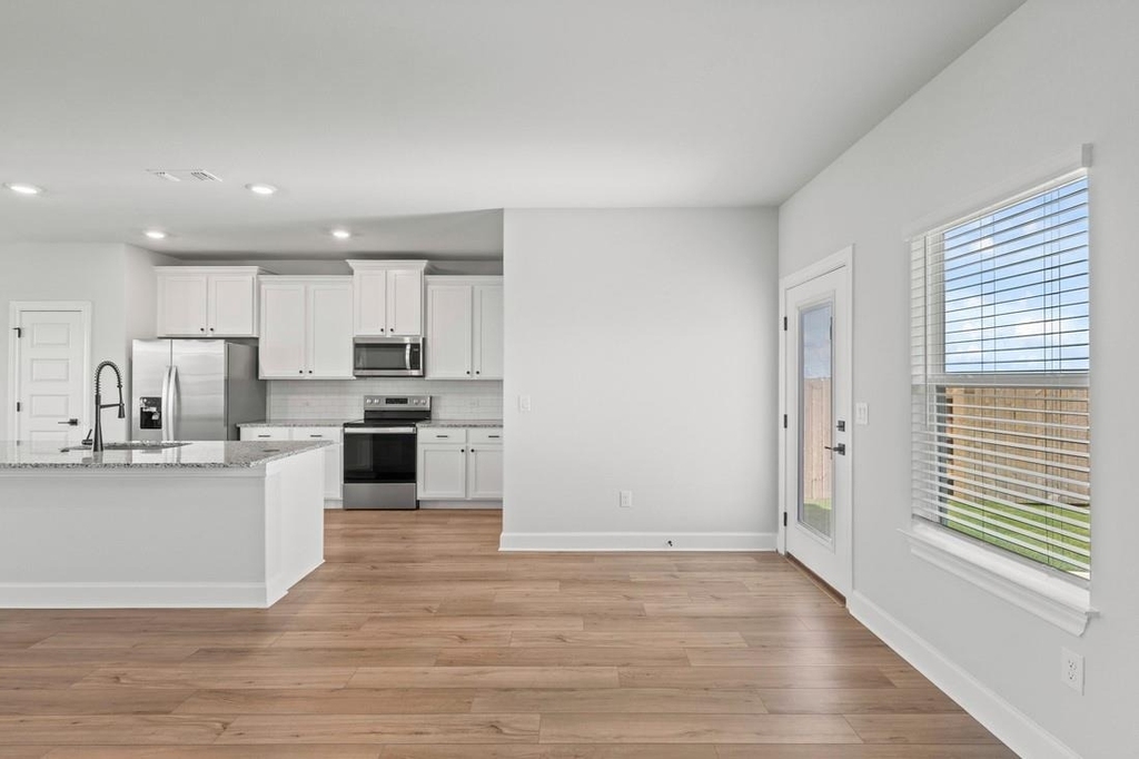9312 Gladsome Path - Photo 5