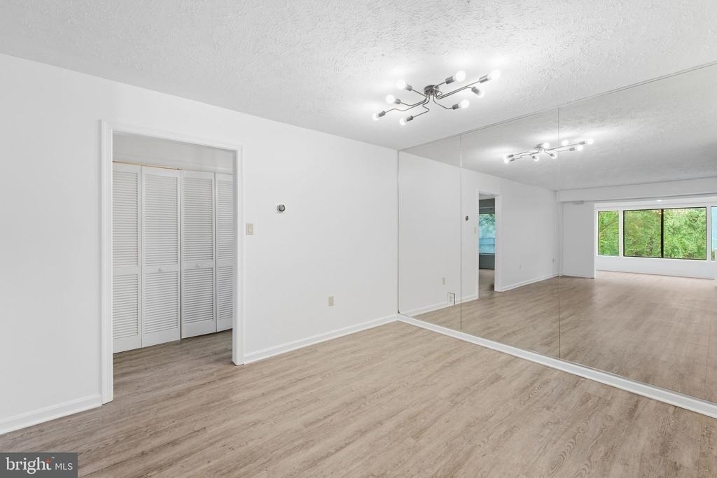 898 Windbrooke Drive - Photo 21