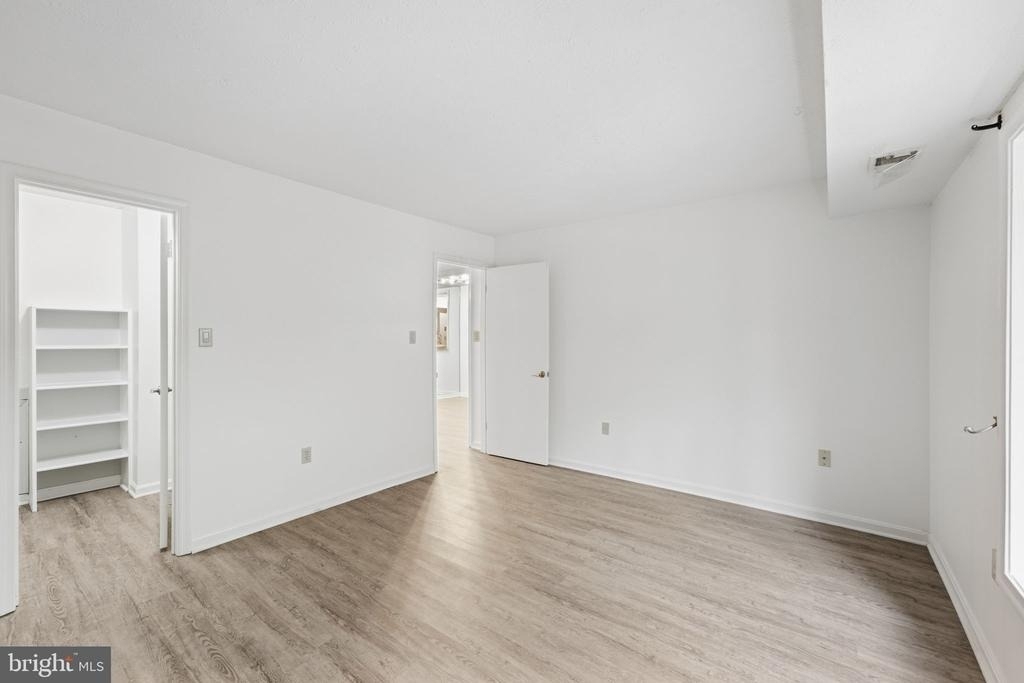 898 Windbrooke Drive - Photo 32