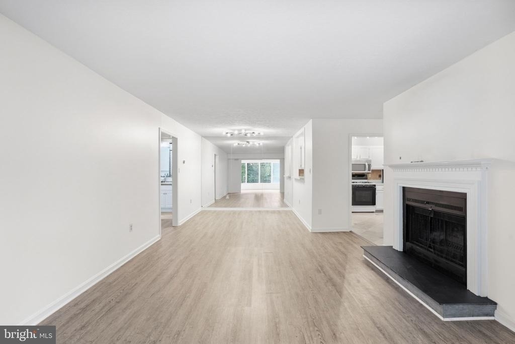 898 Windbrooke Drive - Photo 11