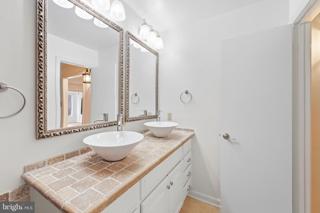 898 Windbrooke Drive - Photo 25