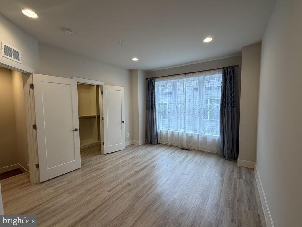 111 Heath Place - Photo 17