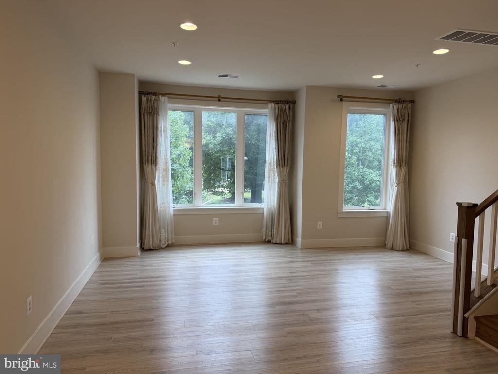 111 Heath Place - Photo 16