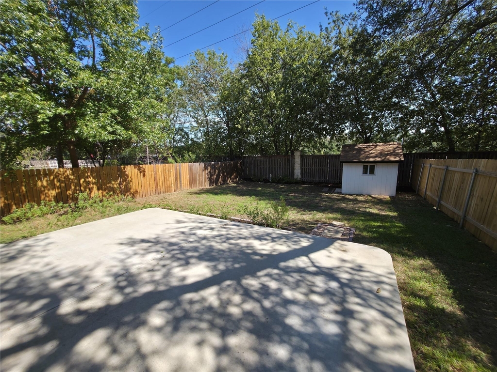 7613 Peabody Dr - Photo 13
