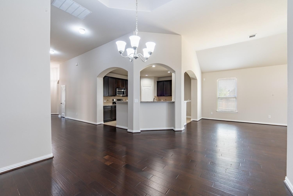 8258 Arezzo Dr - Photo 10