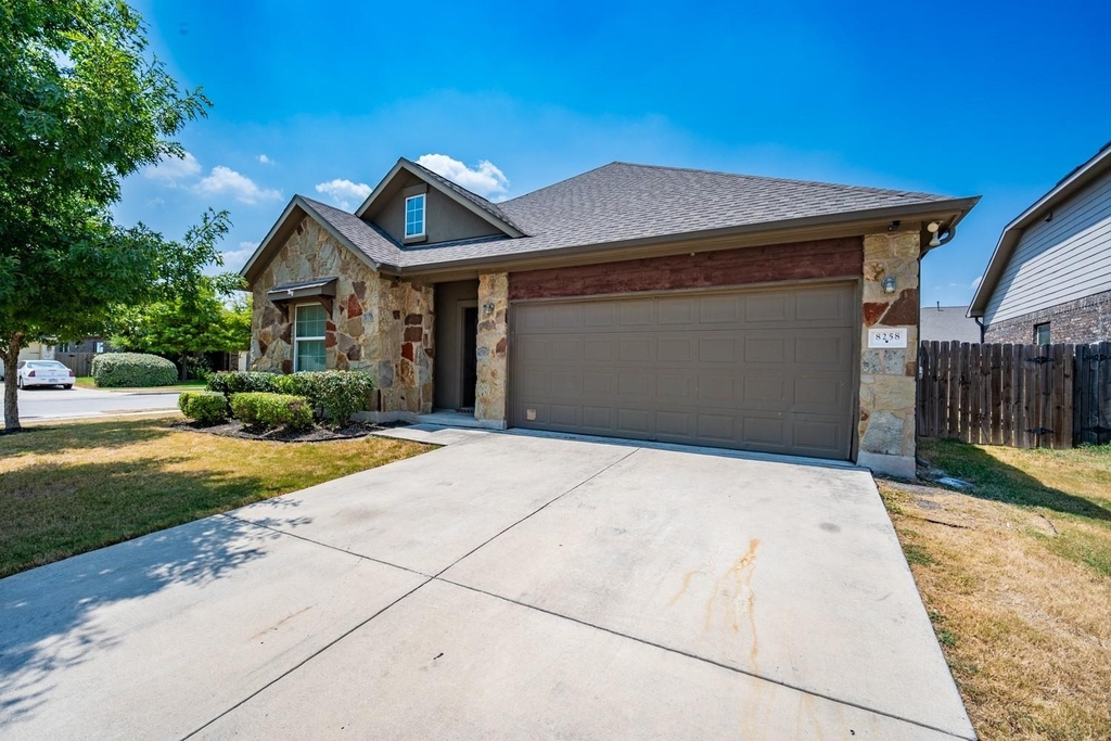 8258 Arezzo Dr - Photo 1