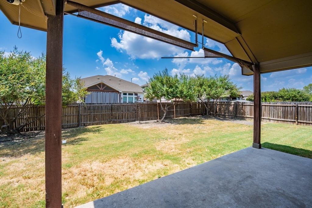 8258 Arezzo Dr - Photo 28