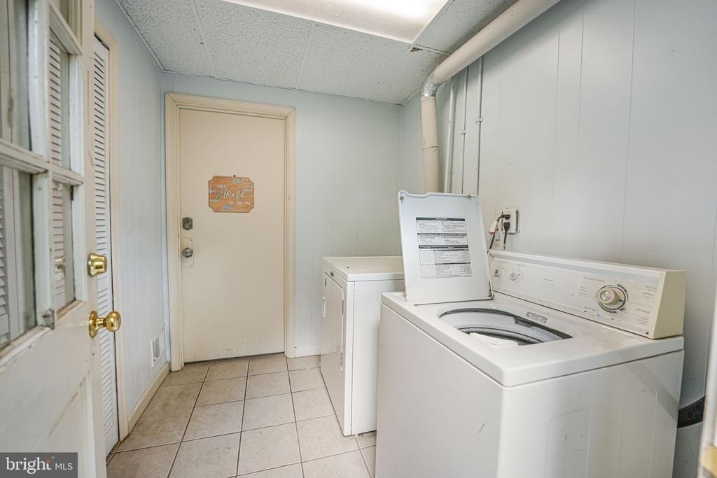 8218 Roanoke Avenue - Photo 24