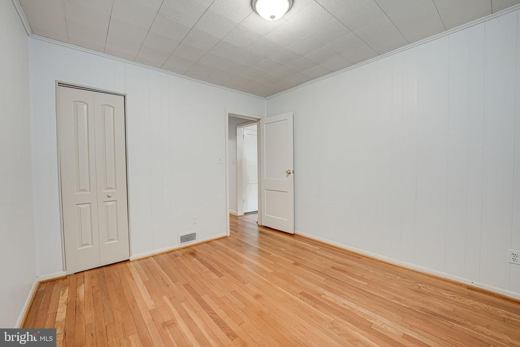 8218 Roanoke Avenue - Photo 5