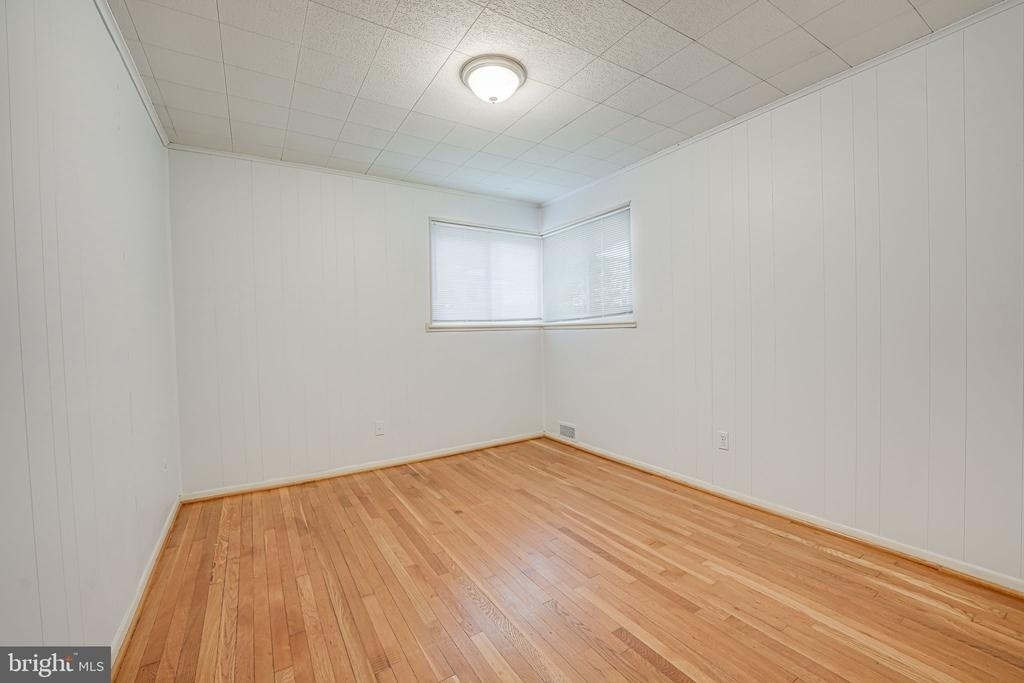 8218 Roanoke Avenue - Photo 4
