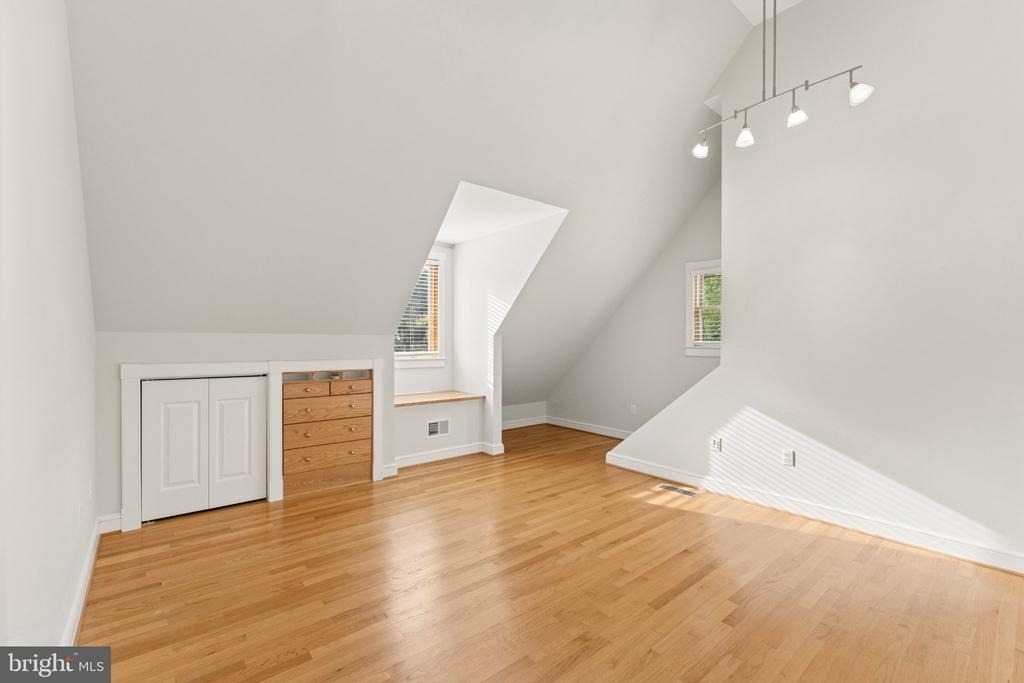 101 Charles Street - Photo 25