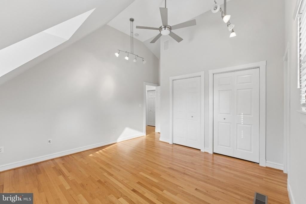101 Charles Street - Photo 20