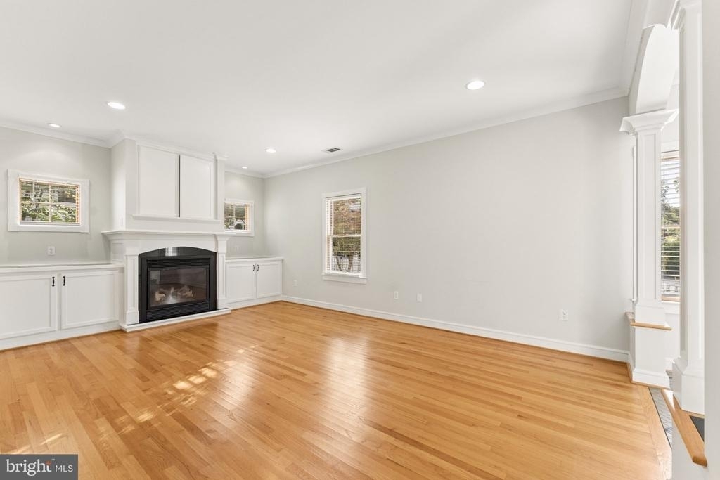 101 Charles Street - Photo 10