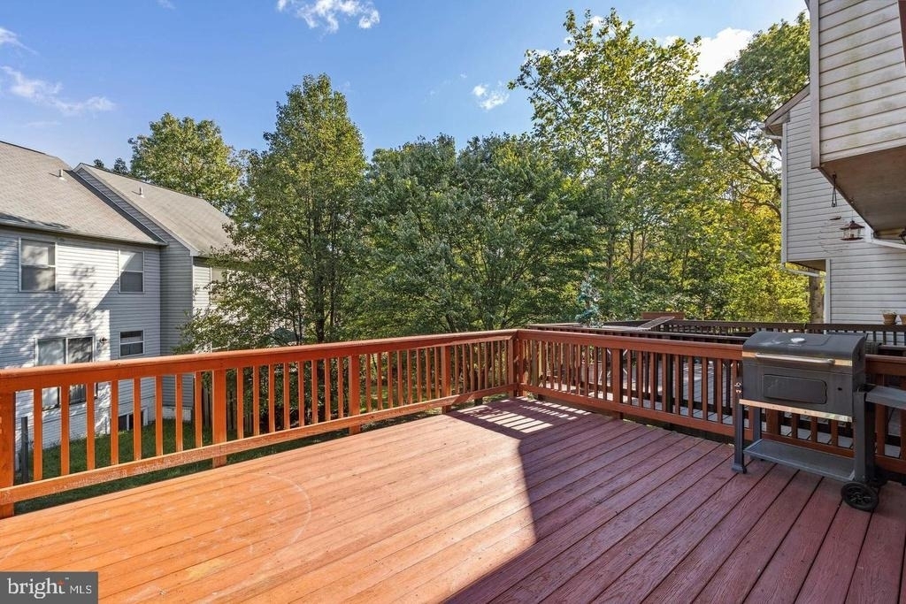 9525 Clocktower Lane - Photo 17