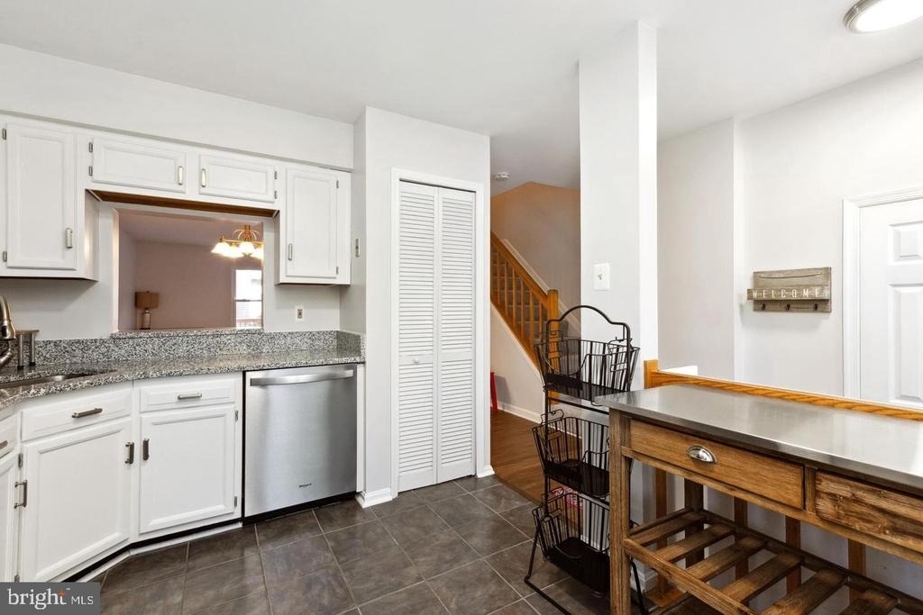 9525 Clocktower Lane - Photo 4
