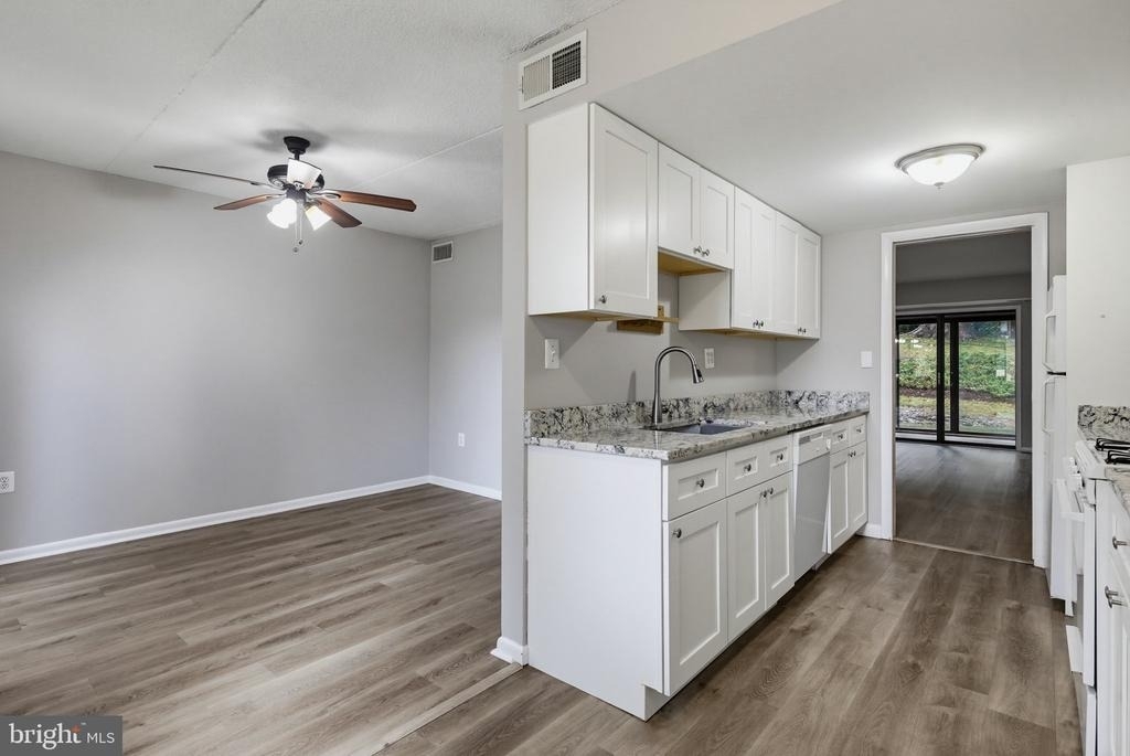 5247 W Running Brook Road - Photo 4
