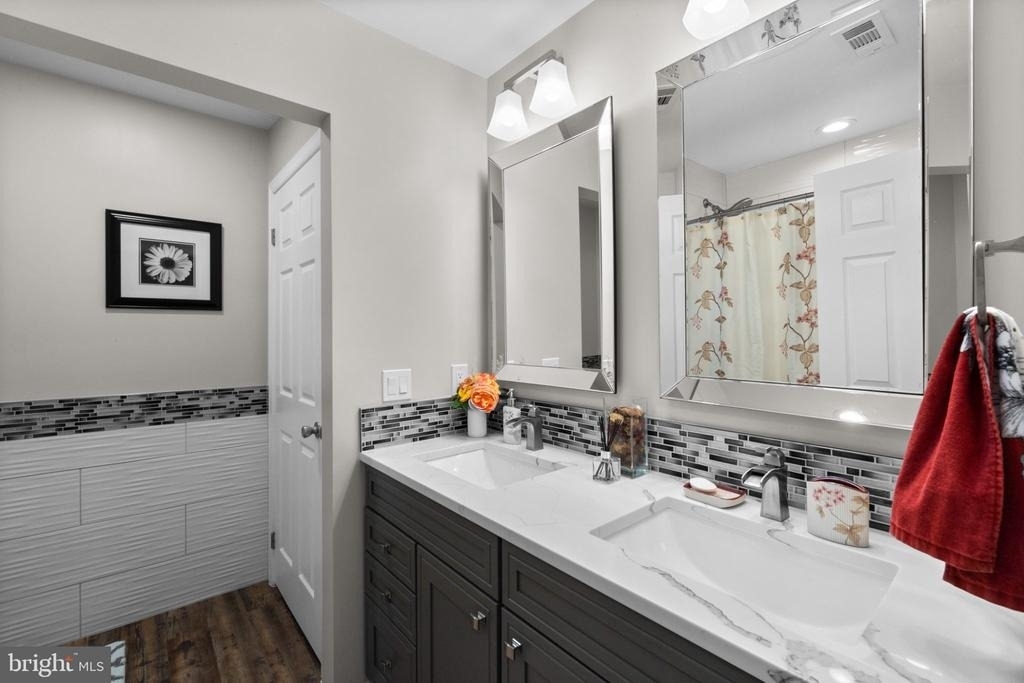 6874 Caravan Court - Photo 47
