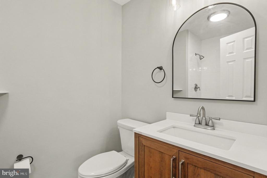 900 Jessicas Lane - Photo 10