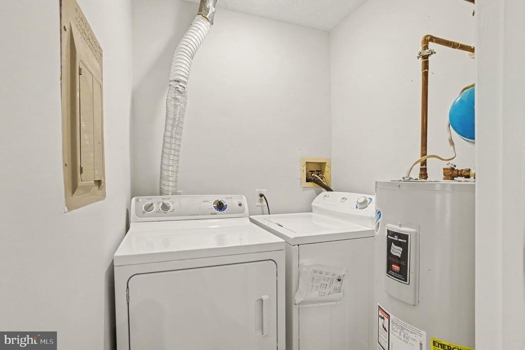 900 Jessicas Lane - Photo 16