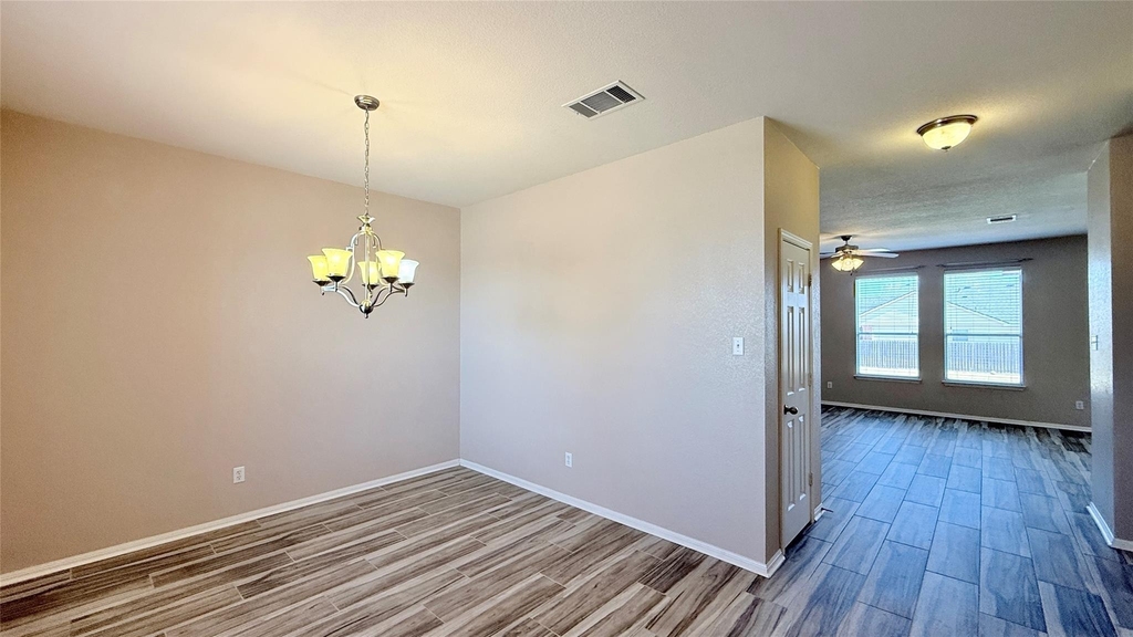 511 Taurus Dr - Photo 7
