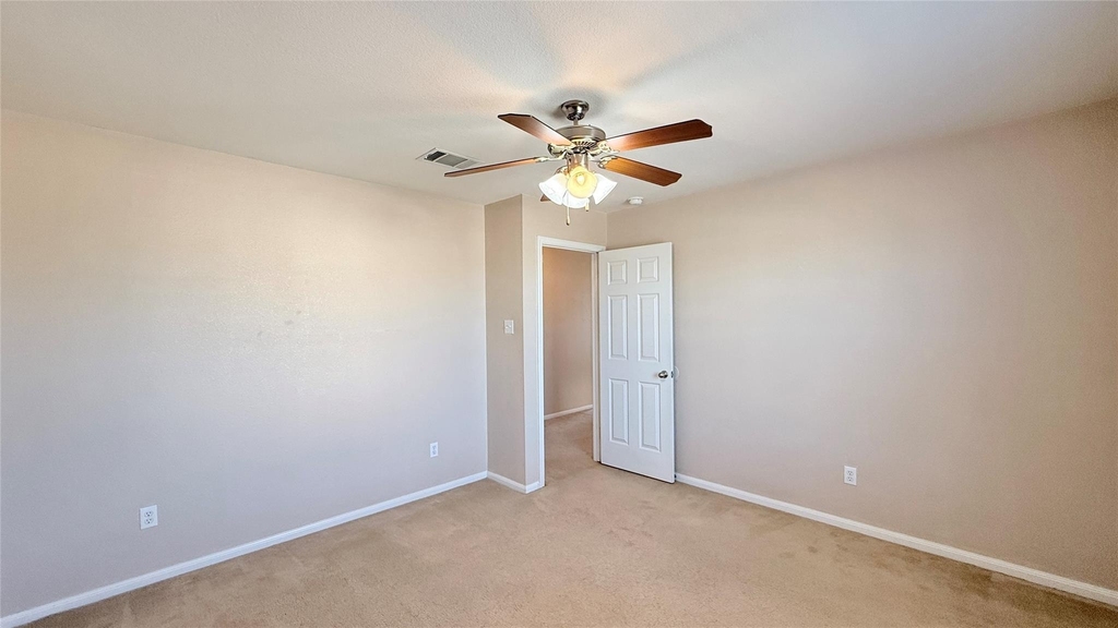511 Taurus Dr - Photo 14