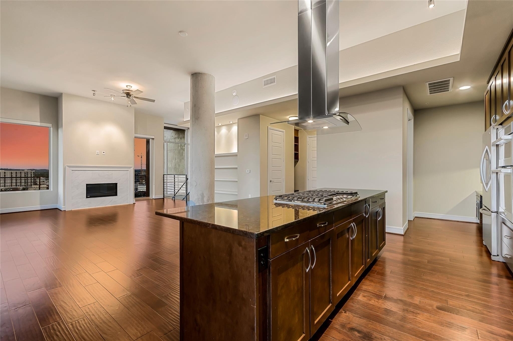 214 Barton Springs Rd - Photo 0