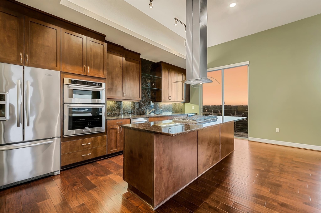 214 Barton Springs Rd - Photo 5