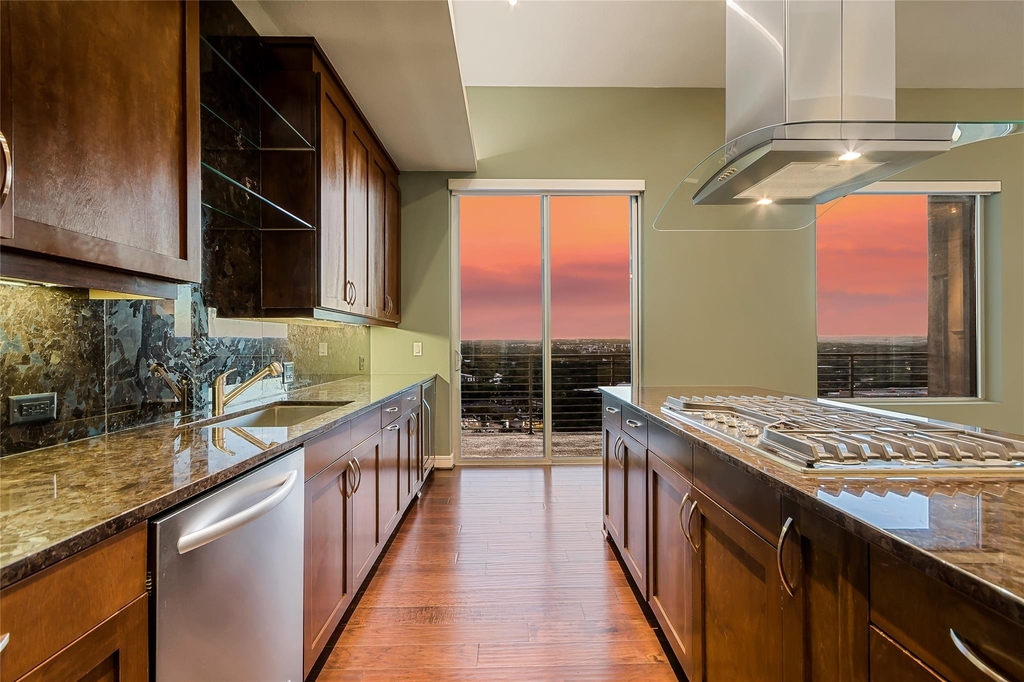 214 Barton Springs Rd - Photo 4