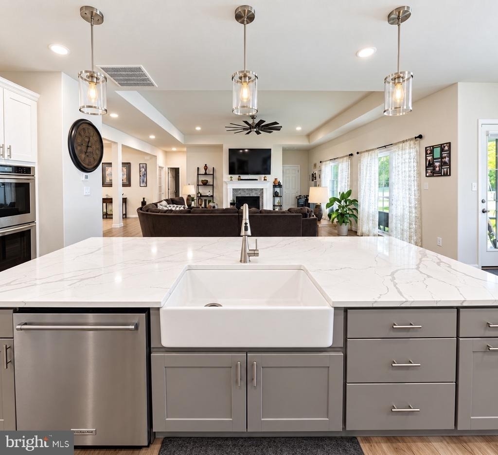 7693 Weatherly Place - Photo 13
