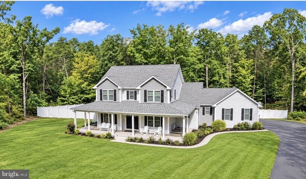 7693 Weatherly Place - Photo 1