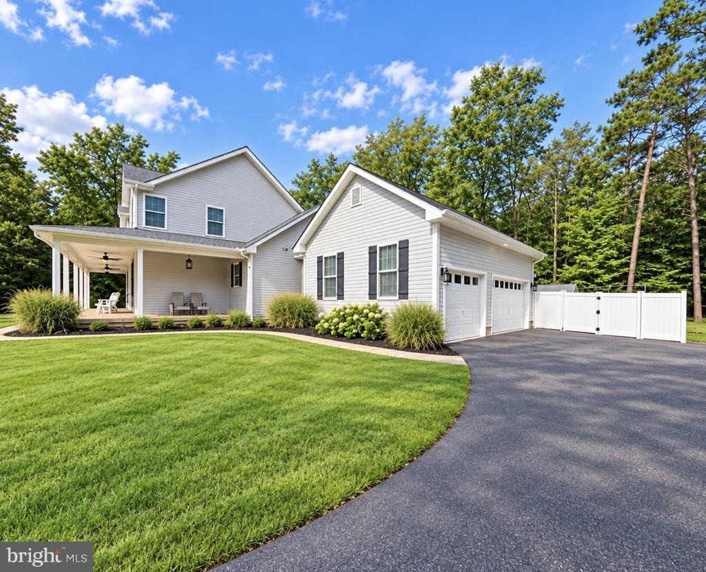 7693 Weatherly Place - Photo 2