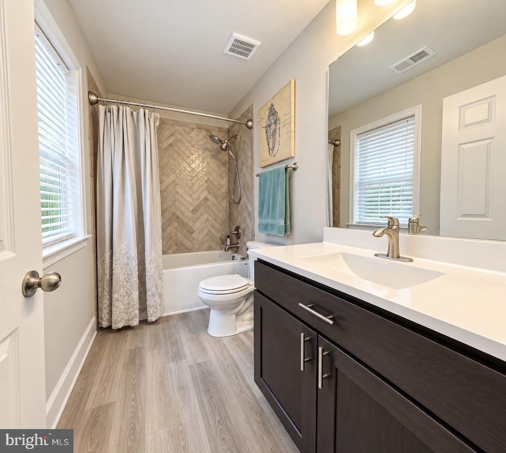 7693 Weatherly Place - Photo 39