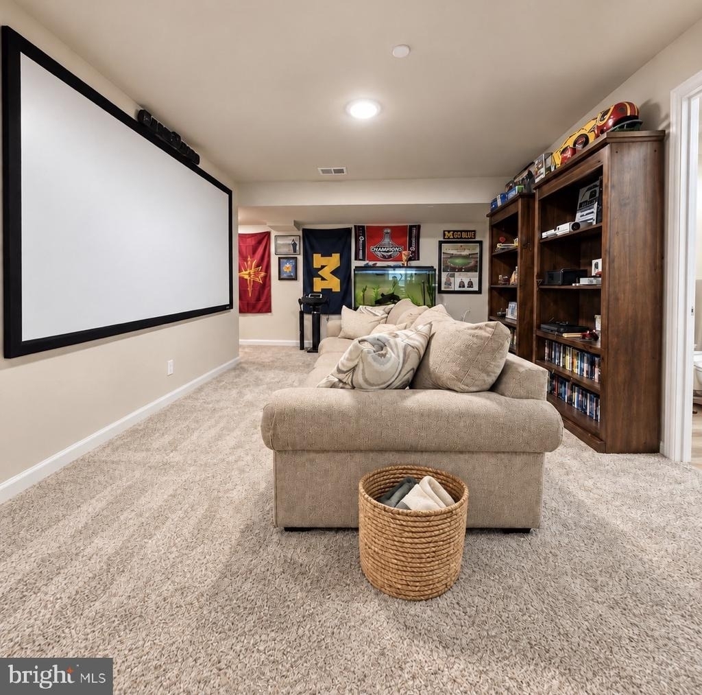 7693 Weatherly Place - Photo 44