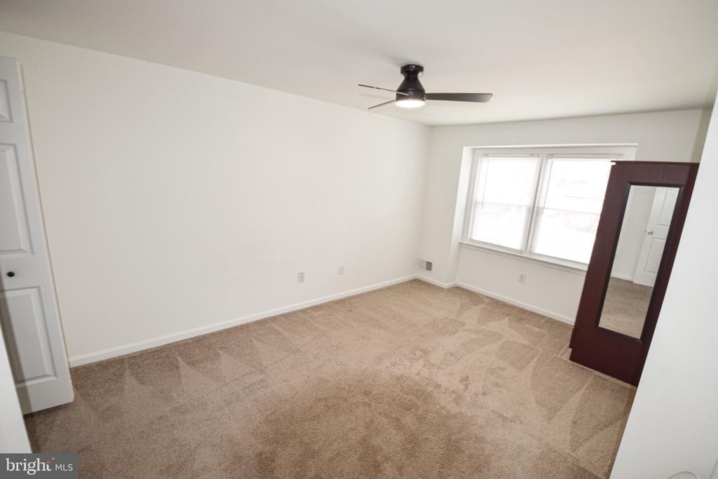 5644 Leiden Road - Photo 14