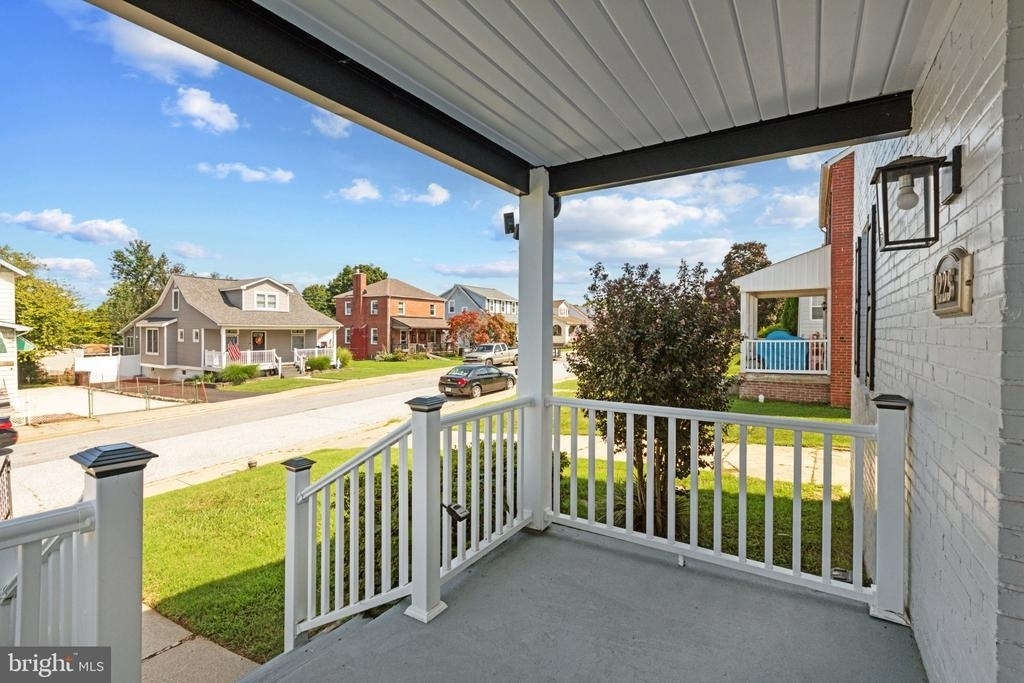 4225 Cardwell Avenue - Photo 5