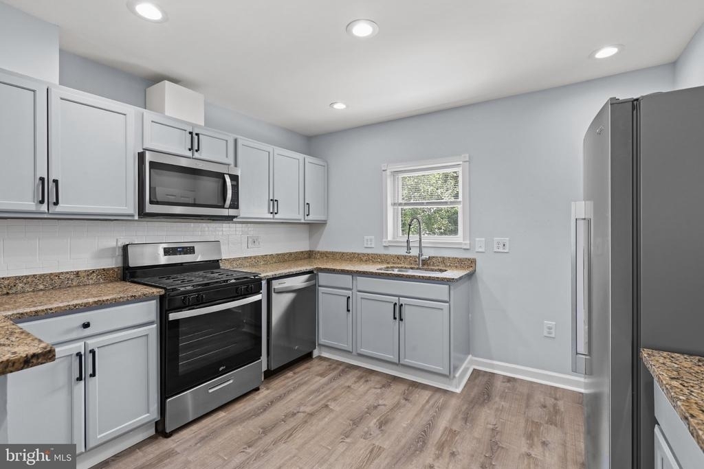4225 Cardwell Avenue - Photo 13