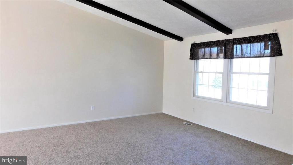 8627 Saxon Circle - Photo 2
