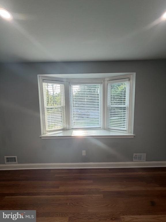 6207 Pioneer Drive - Photo 4