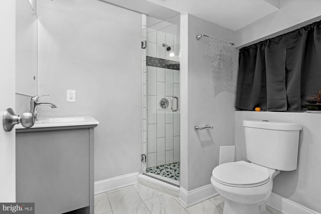 620 S Newkirk Street - Photo 19