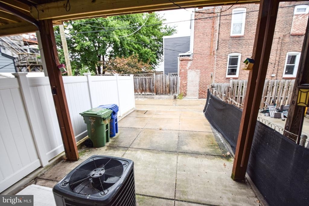 3606 Hudson Street - Photo 18