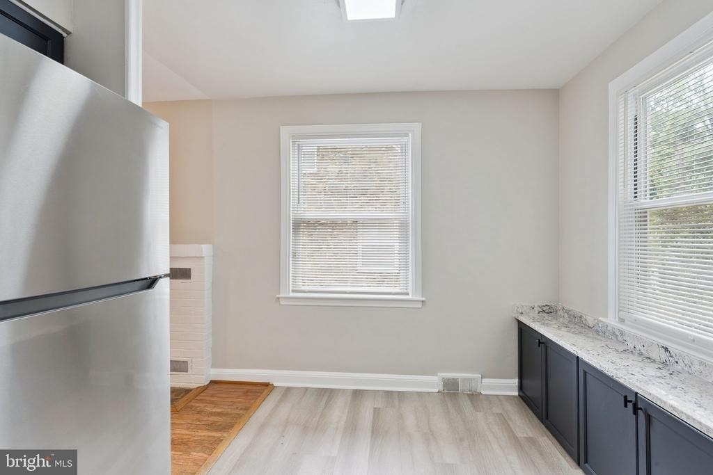 6226 Woodcrest Avenue - Photo 11