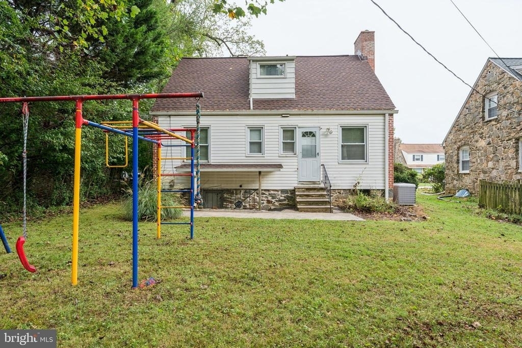 6226 Woodcrest Avenue - Photo 3
