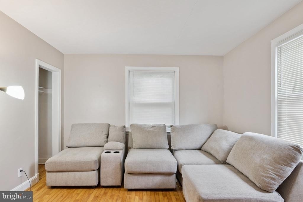 6226 Woodcrest Avenue - Photo 19