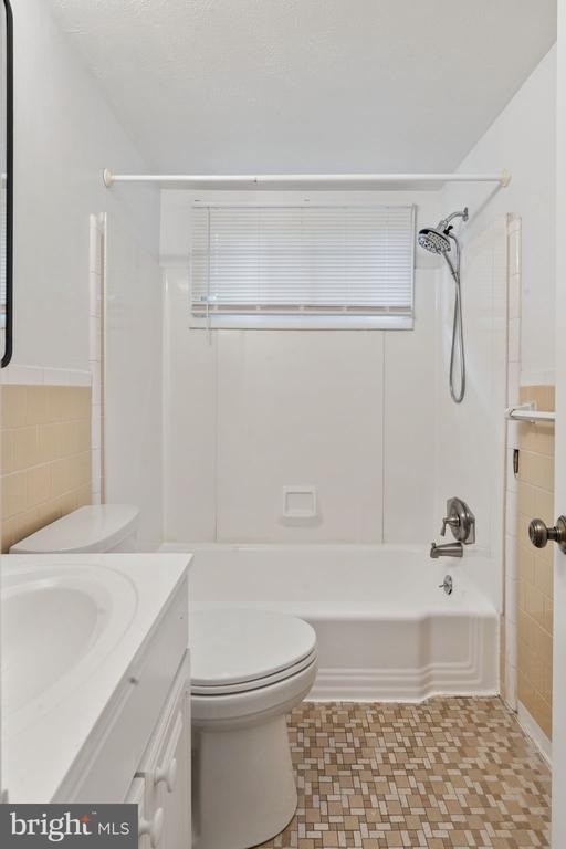 6226 Woodcrest Avenue - Photo 37