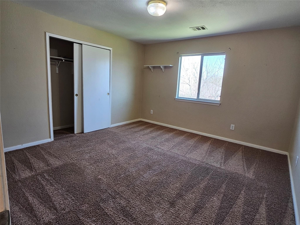 221 Primrose Blvd - Photo 22