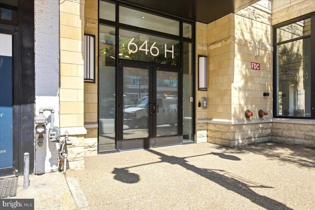 646 H Street Ne - Photo 37